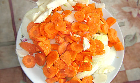 лук с морковкой тоже подготовили